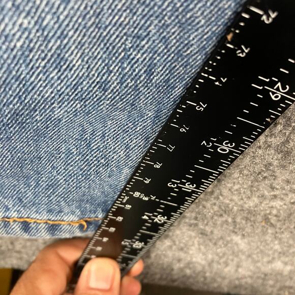 Levi's Jeans Mens Size 38x34 Blue Straight Leg Relaxed Fit Denim Classic Pants - Picture 3 of 11